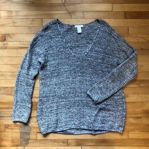 H&M V neck sweater
